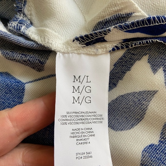 Cabi Botanical Kimono, size M/L - Picture 7 of 7